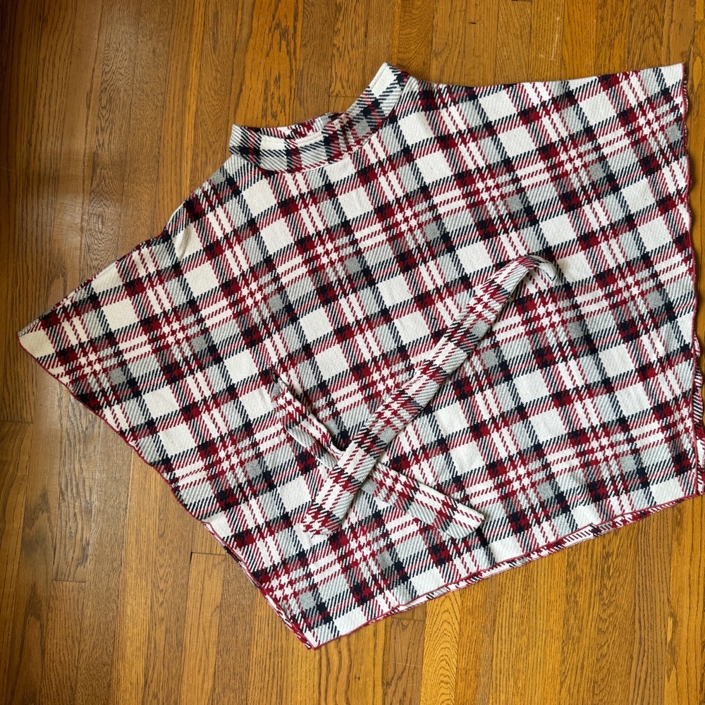 Cute vintage plaid poncho with belt